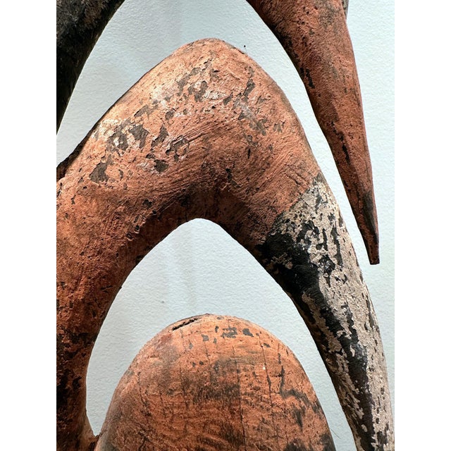 Garra Hook Sculpture on Display Stand Mid-Sepik River Papua New Guinea For Sale - Image 10 of 18