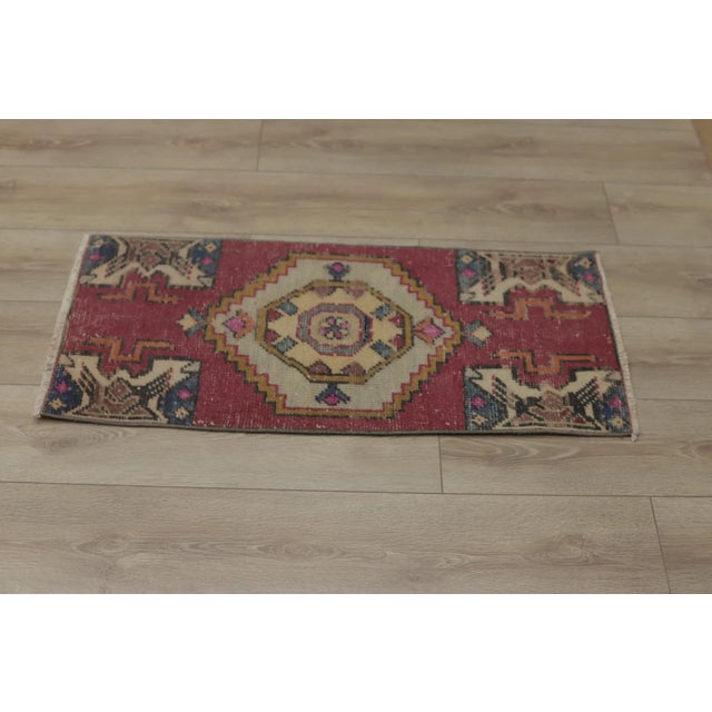 1970s Turkish Bohemian Style Geometric Oushak Doormat Rug For Sale - Image 4 of 13