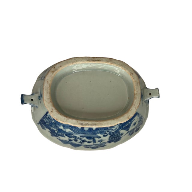 Antique Chinese blue canton small tureen/gravy boat with under plate Bowl measurements: Mouth 6.10" Width 6.6" Height 5.6"...