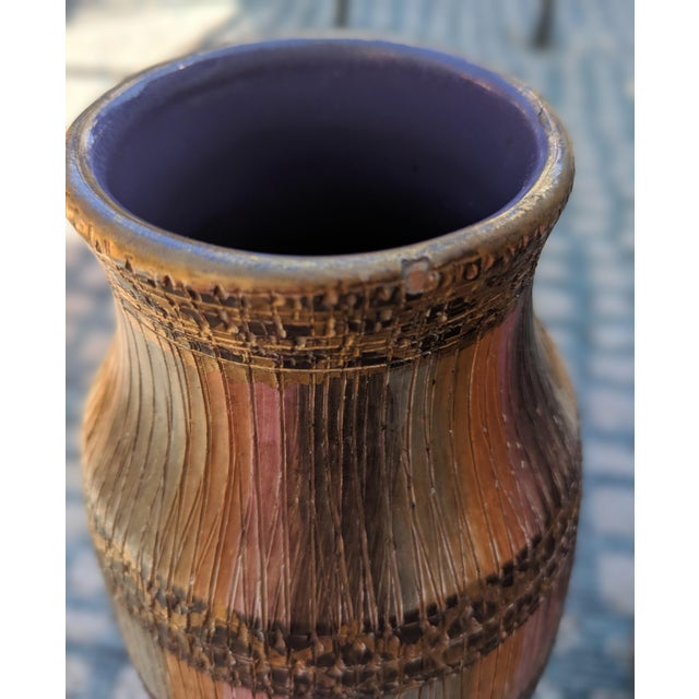 Vintage Italian Aldo Londi for Bitossi Seta Sgraffito Ceramic Pottery Vases - A Pair For Sale - Image 12 of 12