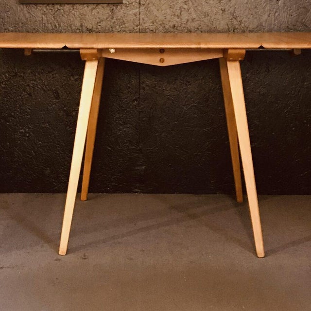 Table with Folding Wings in Elm and Beech by Lucian Ercolani for Ercol, 1960s For Sale - Image 3 of 9