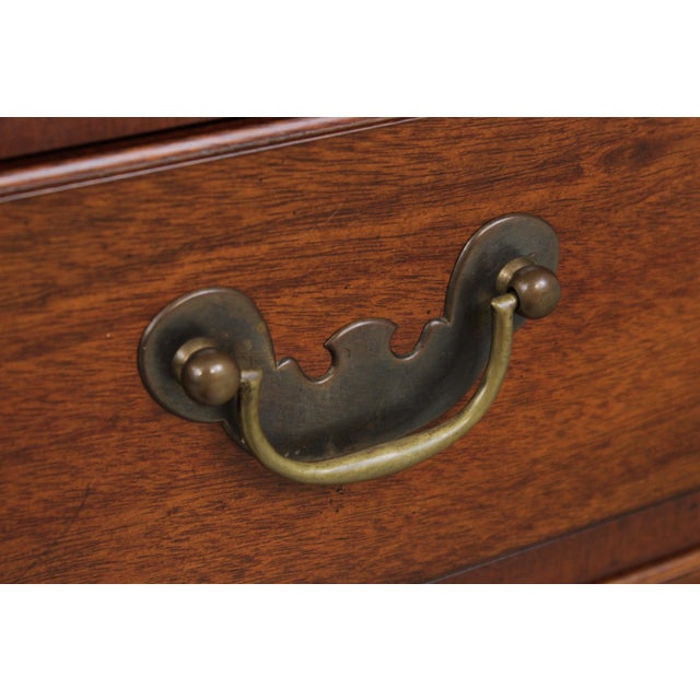 Stickley Mahogany Colonial Williamsburg Bachelor Chest For Sale - Image 9 of 18