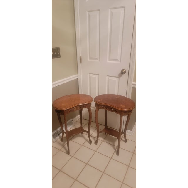 1940's French Louis XV Style Accent Tables With Floral Marquetry Inlay Top - A Pair For Sale In Cleveland - Image 6 of 16