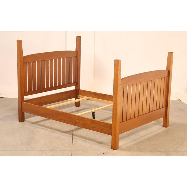 High Quality American Made Mission Style Oak Queen Bed With Vertical Slat Headboard And Footboard. Straight Post Form With...