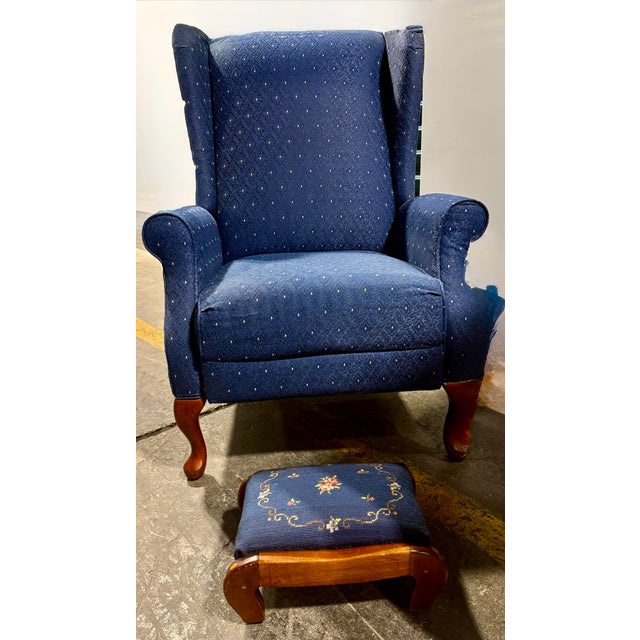 1980s Fireside Wingback Queen Anne Recliner For Sale - Image 4 of 11