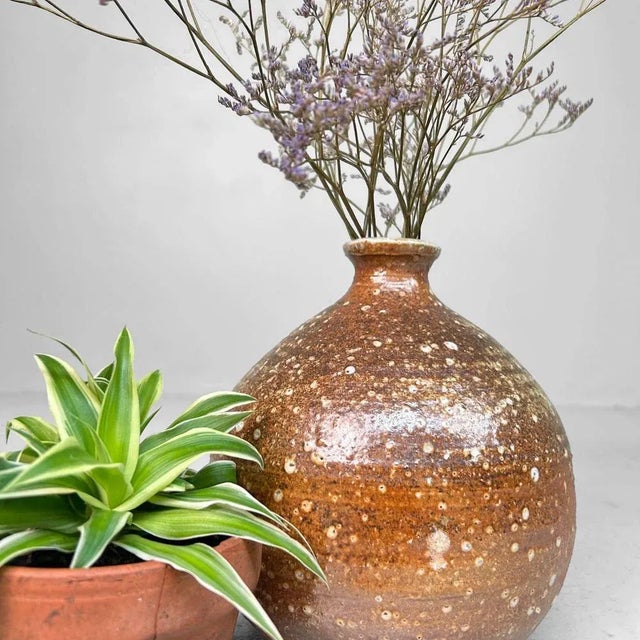 Ceramic Vintage Shigaraki Ikebana Vase, Japan, 1970 For Sale - Image 7 of 11