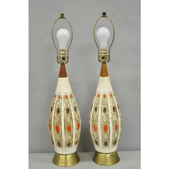 Vintage Mid Century Modern Ceramic Pottery Sculpted Teak Wood Table Lamps - Pair For Sale - Image 12 of 12