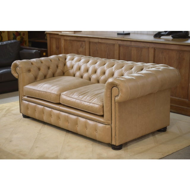 Vintage English Chesterfield Sofa in Beige Leather, 1990s For Sale - Image 15 of 15