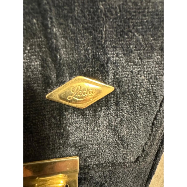 A Vintage 1980s Velvet Italian Beauty Case by Leda For Sale - Image 6 of 9