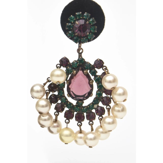Vintage Kenneth Jay Lane Green, Purple Pearl Dangle Chandelier Clip On Earrings - 2 Pieces For Sale - Image 4 of 7