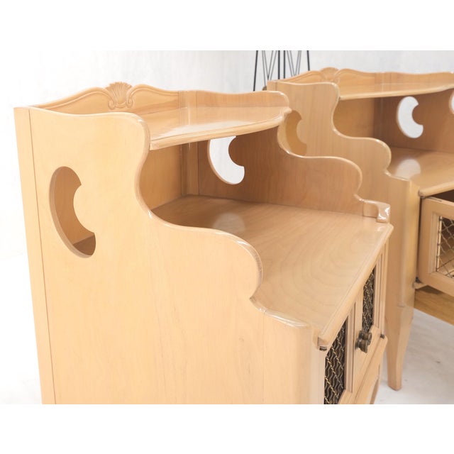 Pair Lattice Doors End Tables Night Stands White Wash Finish French Provincial! For Sale - Image 15 of 16