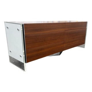1960s Attributed to Milo Baughman for Thayer Coggin Lucite and Walnut Credenza/Dresser For Sale