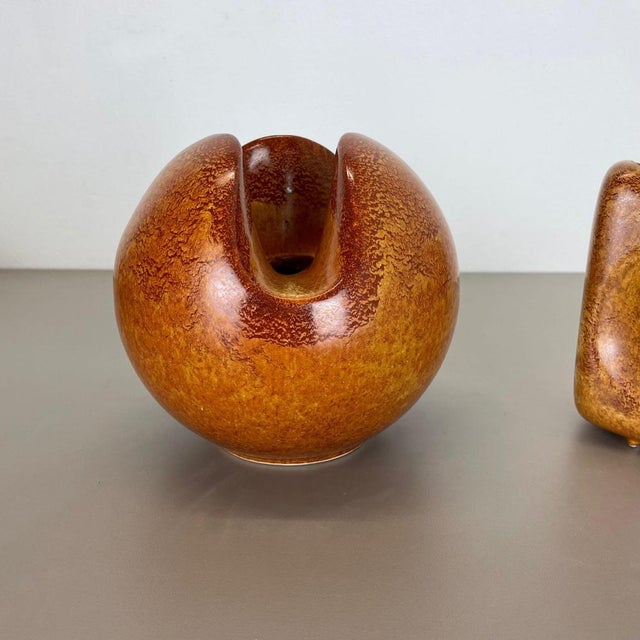 Ceramic Studio Pottery Vases attributed to Bertoncello Ceramics, Italy, 1970s, Set of 2 For Sale - Image 4 of 18