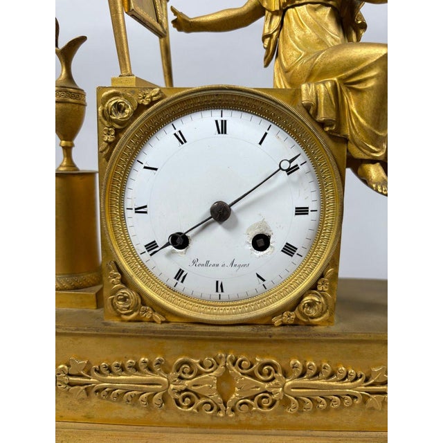 Traditional Empire period 19th century mantel clock depicting a woman at her toilette For Sale - Image 3 of 9