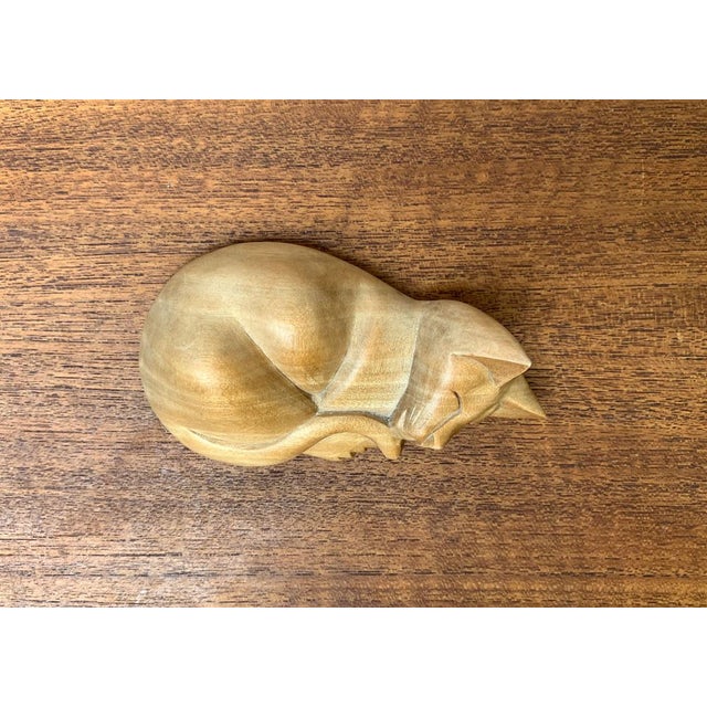 Vintage Wooden Sleeping Lioness Figurine, in Very Good conditions. Designed 1970 to 1979