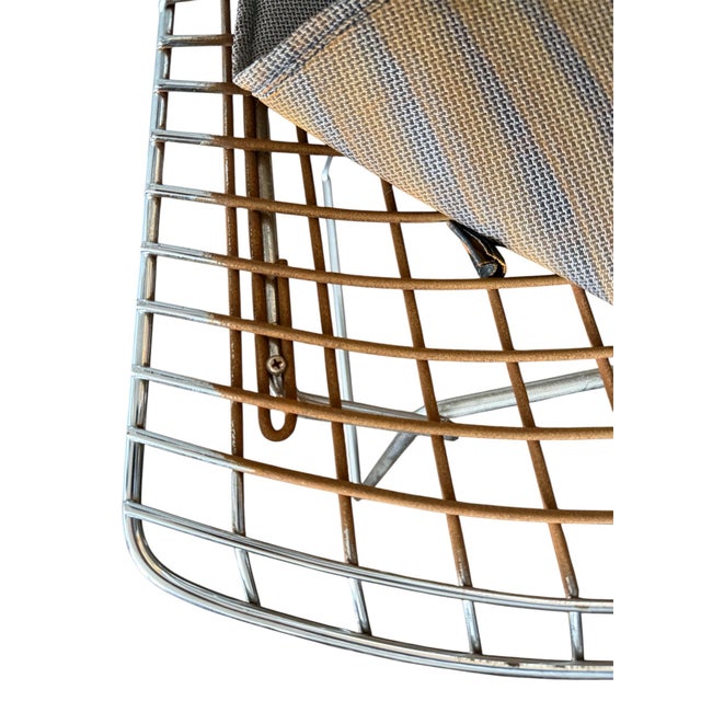 Early Harry Bertoia Model 420 Side Chairs- A Set of 6 For Sale - Image 9 of 11