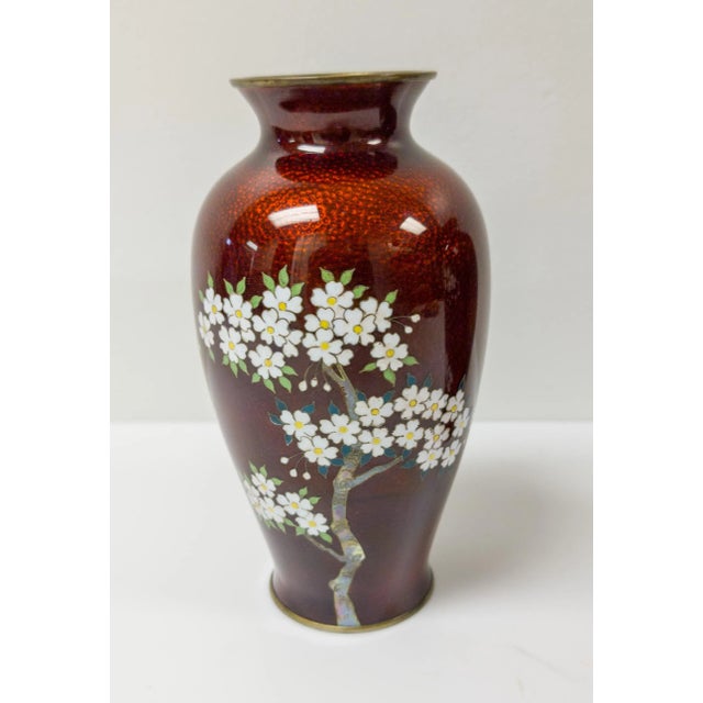 Mid 20th Century 20th Century Japanese Red Ginbari Cloisonne Vases With Flowering Trees by Yamamoto For Sale - Image 5 of 12