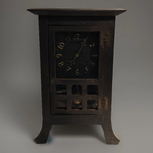 This listing is for an antique mantel clock by the New Haven Clock Company. This clock is the “San Pedro” model and it...
