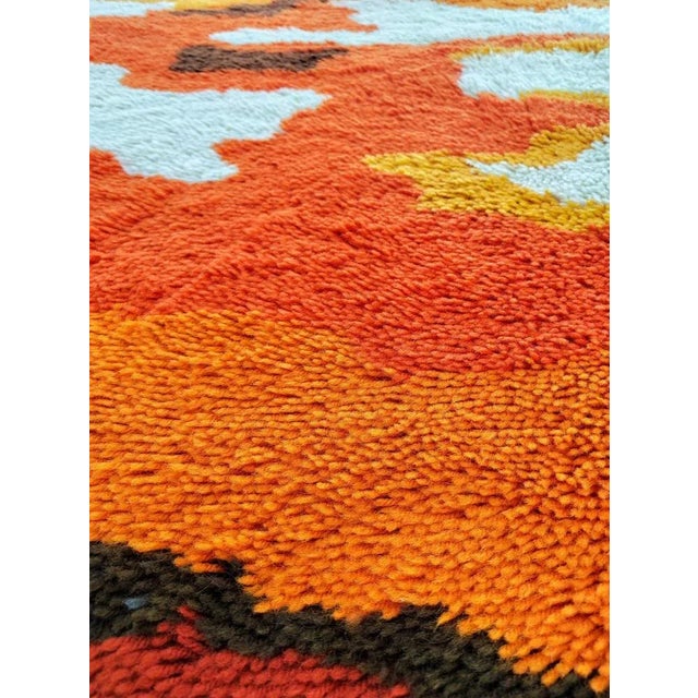 1970s Mid-Century Scandinavian Rya Rug in Orange, Yellow, Red and White, Sweden, 1970s For Sale - Image 5 of 7