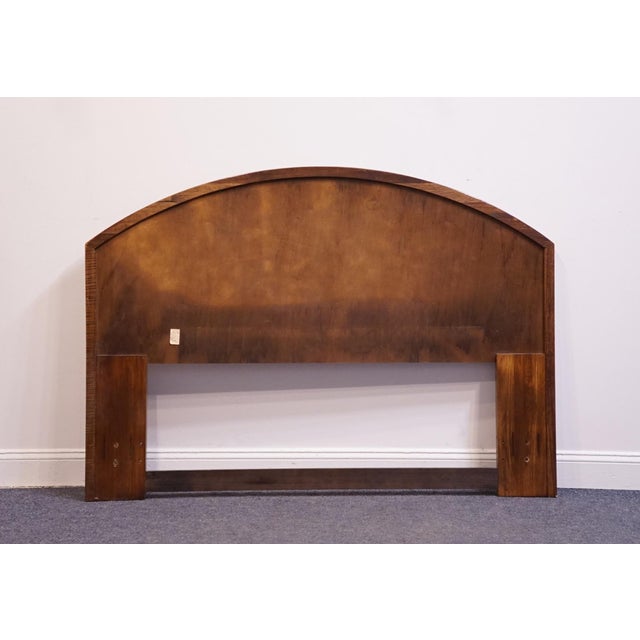 Late 20th Century Thomasville Furniture Agenda Collection Solid Walnut MCM Mid Century Modern Queen Size Headboard 23411-415 For Sale - Image 5 of 7