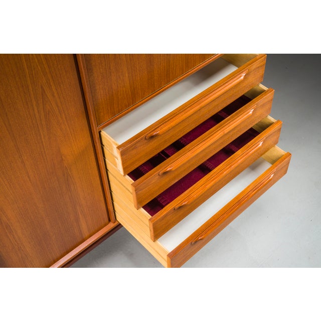 Brown Highboard by Heinrich Riestenpatt for RT 200 Möbel, Germany, 1960s For Sale - Image 8 of 18