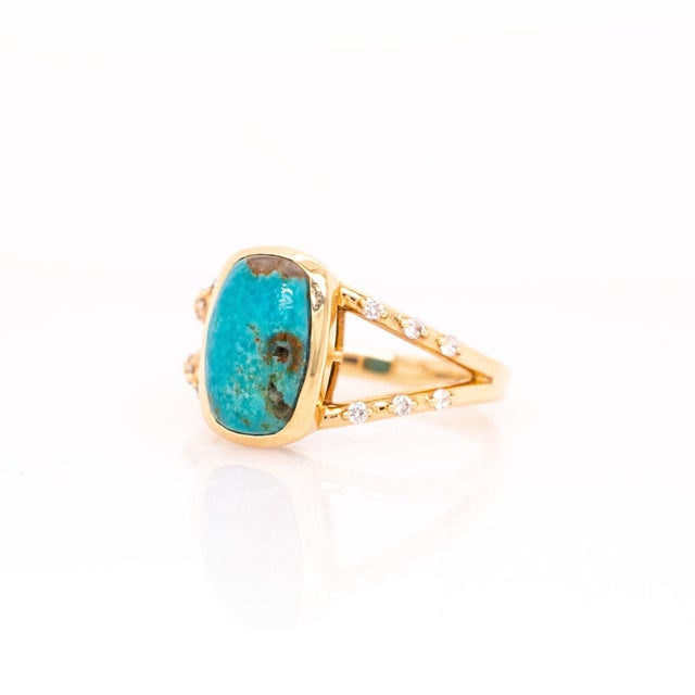 2.4Ct Turquoise Ring With Earth Mined Diamond Accents: Solid 14k Gold, Size 6.75 For Sale - Image 4 of 6