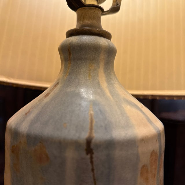 Vintage Wishon-Harrell Earthenware Table Lamps, Pair For Sale - Image 9 of 12