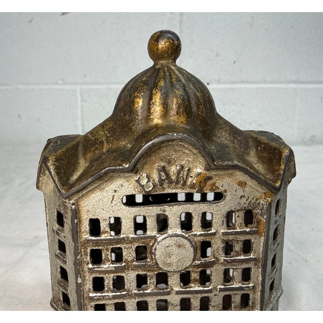 Antique a.c. Williams Cast Iron Domed Coin Still Bank Made in 1900-20 Nice Paint For Sale - Image 4 of 9
