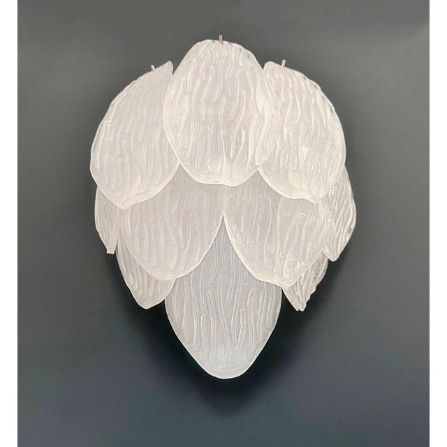 Vintage Italian Murano Glass Wall Sconces in Frosted Glasses, 1990s, Set of 2 For Sale - Image 4 of 16