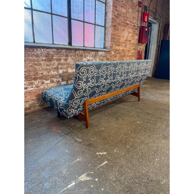 Mid 20th Century Model 250 Armless Sofa Attributed to Jen Risom For Sale In Chicago - Image 6 of 8