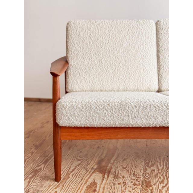 Danish Model 164 Sofa by Arne Vodder for France & Son For Sale - Image 10 of 17
