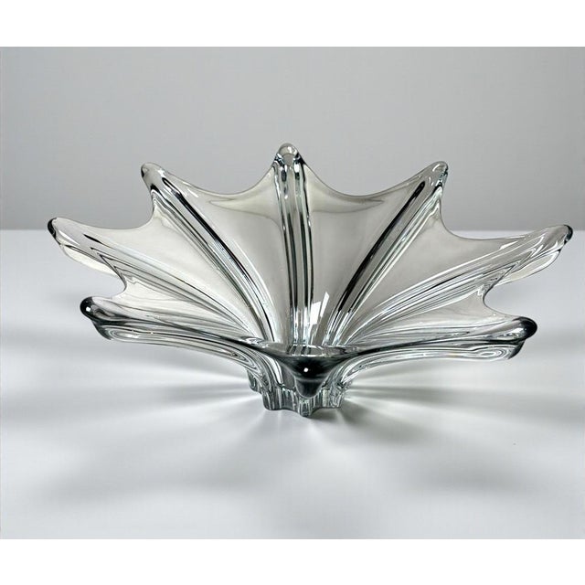 Vannes-Le-Châtel, Cristalleries French Lead-Crystal Centerpiece For Sale - Image 16 of 17
