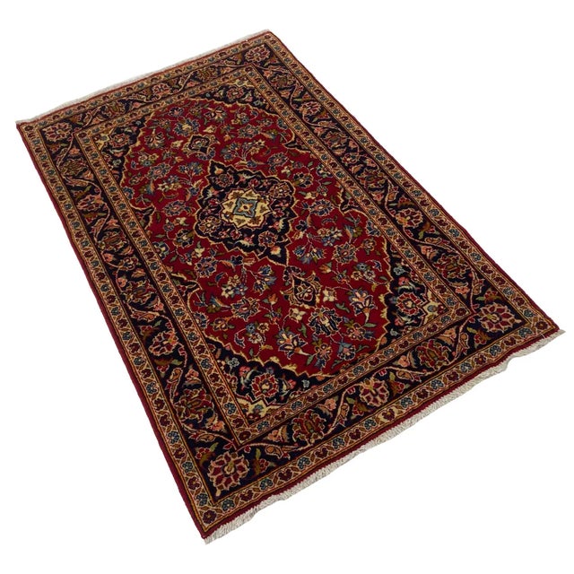 Middle Eastern Rug in Wool For Sale - Image 3 of 6