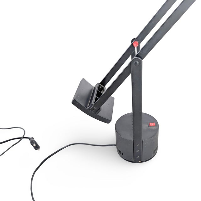 Metal Tizio Table Lamp in Metal by Richard Sappert for Artemide For Sale - Image 7 of 10