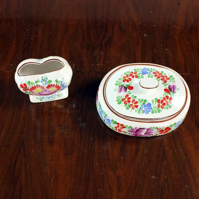 White Vintage Czechoslovakian Folk Design Ceramic Vase & Bowl Set from Chodovia Domažlice, 1974, Set of 2 For Sale - Image 8 of 10