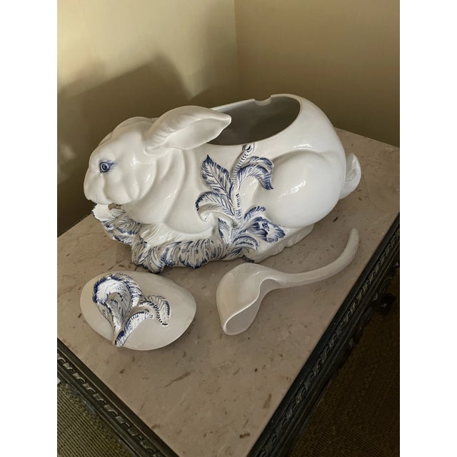 Blue and White Rabbit Tureen With Ladle For Sale In New York - Image 6 of 12