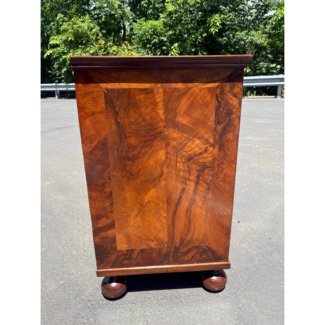 *Professionally refinished to look fantastic and endure use but still maintain a hint of the aging!** 17th century William...