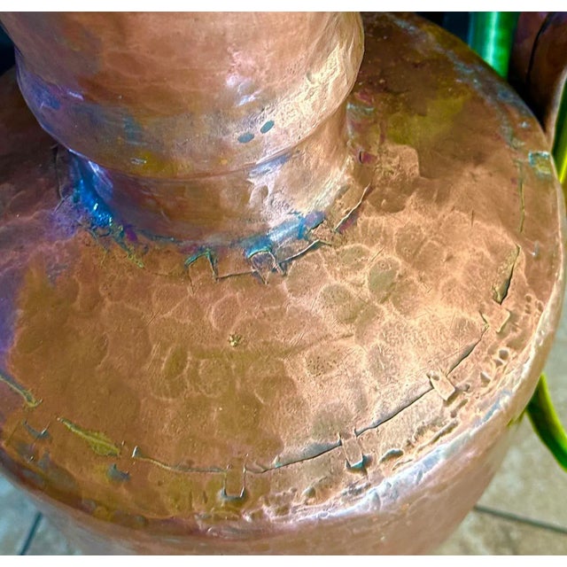 Early 20th Century Antique Hand Hammered Copper Pitcher Floor Vase For Sale - Image 5 of 11