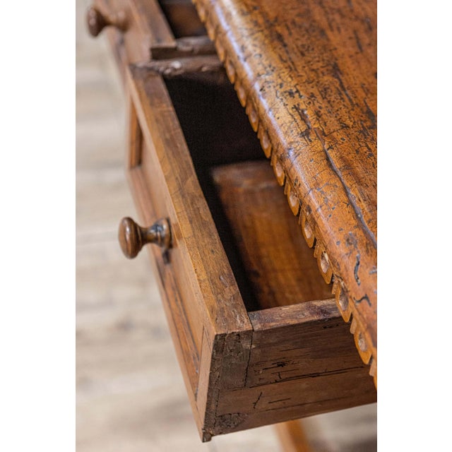 Tuscan Tuscan 1790s Walnut Refectory Table with Carved Scoop Motifs and Turned Legs For Sale - Image 3 of 18
