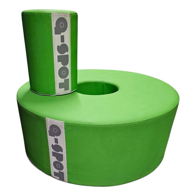 Q-Spot Sitting Donut with Small Stool in Vinyl and Polyether, Set of 2 For Sale