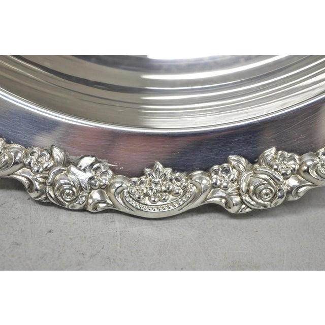 Traditional Vintage Oneida Victorian Silver Plated Punch Bowl Champagne Chiller Ice Bucket For Sale - Image 3 of 11