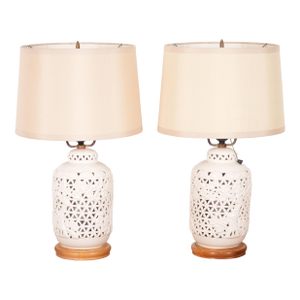 Mid 20th Century Pair Blanc De Chine Porcelain Table Lamps Hollywood Regency - Japan