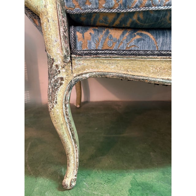 19th Century Early 19th Century Venetian Painted Neoclassical Frame W/Velvet Fabric Settee For Sale - Image 5 of 18