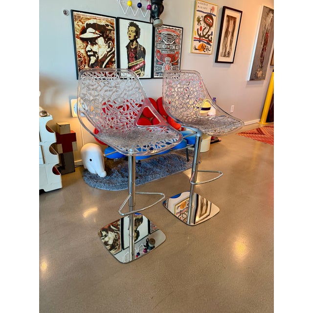 2000 - 2009 Pair of Marcello Ziliani for Casprini Caprice Adjustable Bar Stools Transparent Swivel Chairs Italy Space Age For Sale - Image 5 of 18