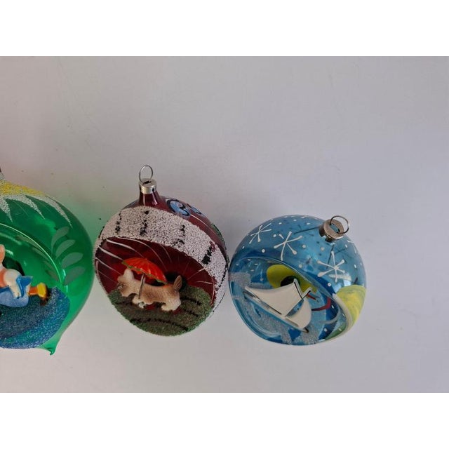 Vintage Czechoslovakian Glass Christmas Diorama Ornaments, 1960, Set of 6 For Sale - Image 17 of 18