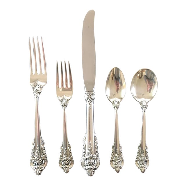 Grande Baroque 124 Pc. Dinner Sterling Wallace Silverware Set For Sale