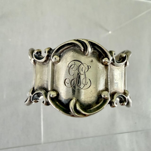 American Sterling Silver Napkin Ring – Scroll Banded For Sale - Image 3 of 10