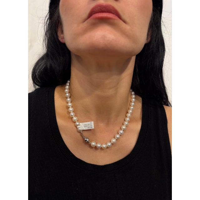 Vintage Cultured Akoya Pearl Necklace Length 17" , 18 Karat White Gold Clasp For Sale - Image 14 of 18