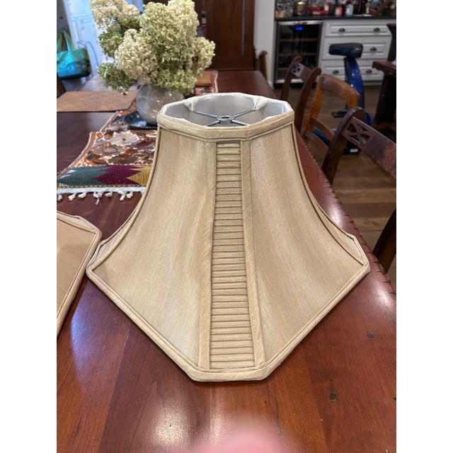 Traditional Pair of Tan Tiered Pagoda-Style Silk Lampshades With Pleated Corners For Sale - Image 3 of 4