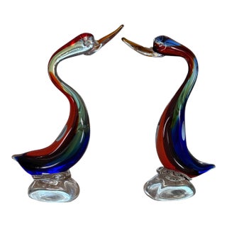 Pair of Hand-Blown Cased Art Glass Swan Sculptures, Murano-Style Mid-Century Modern, 15” For Sale